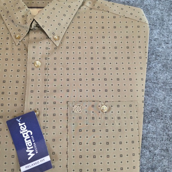 NWT Wrangler Classic Shirt Medium Tan Geometric Relaxed Long Sleeve Button Down - Picture 5 of 13